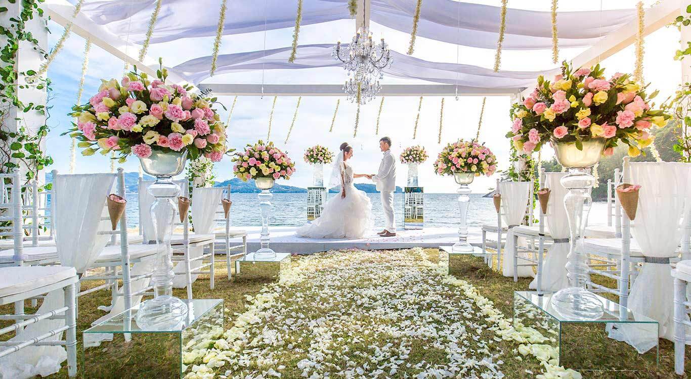 Romantic Phuket Beach Weddings
