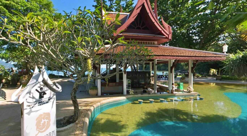 360 Virtual Tour at Crocodile Pool Bar