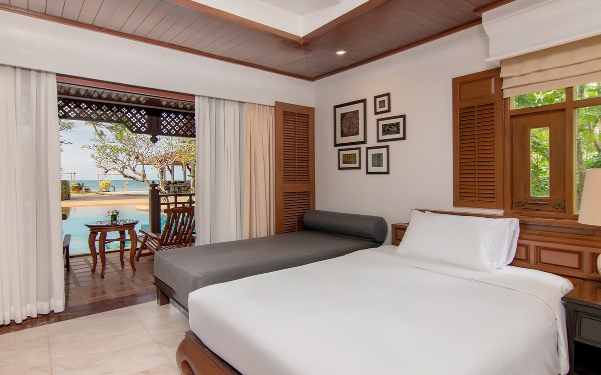 Lagoon Pool Access hotel rooms with Bathtub in Phuket