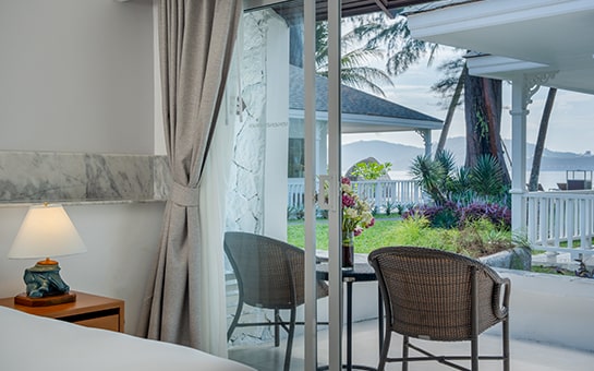 Spacious beachside cottage with a balcony overlooking the ocean in Phuket