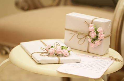 Wedding Gift Ideas for the Bride and Groom