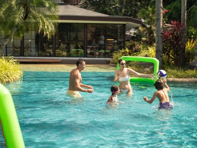 Huge Lagoon Pool and Water-Based Fun