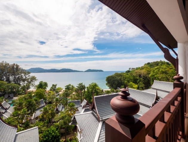 Tropical Lagoon Pool and Romantic Ocean Views